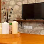 Cozy Lair Apartments * Σαράντα