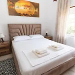 Cozy Lair Apartments * Sarandë