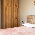 アパート Cozy Lair Sarandë
