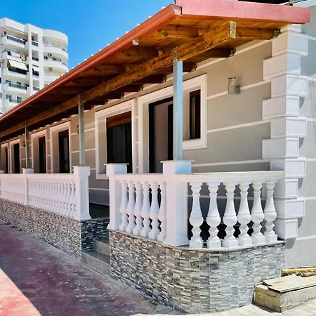 Cozy Lair Apartments Apartment Sarandë