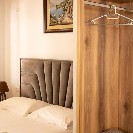 Cozy Lair Sarandë